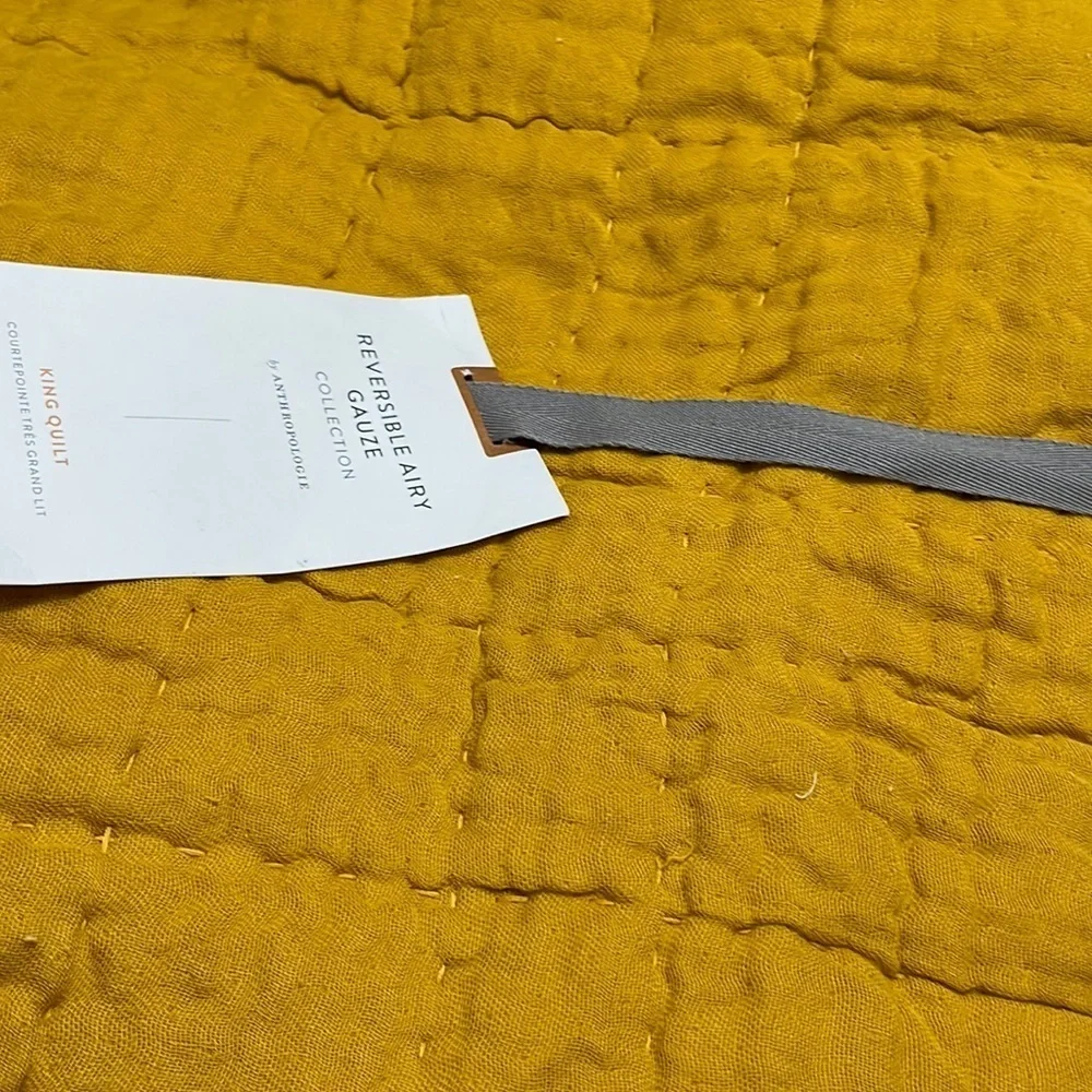 Anthropologie Reversible Airy Gauze Quilt Size King New Plus